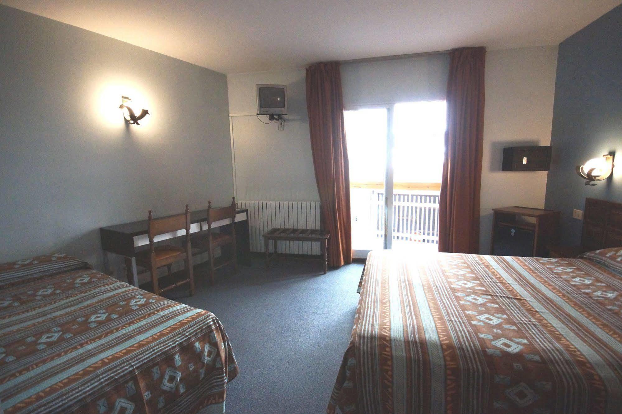 Hotel Folch Sant Julià de Lòria Dış mekan fotoğraf