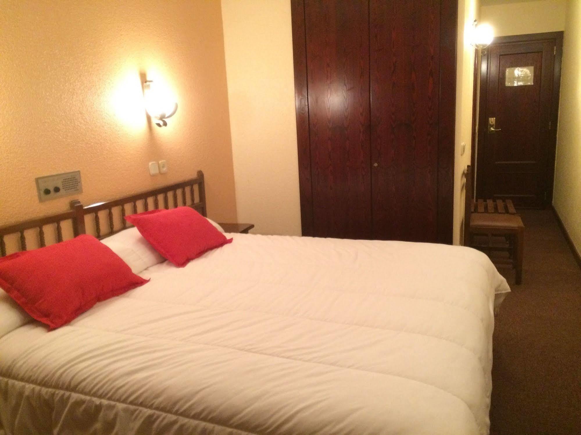 Hotel Folch Sant Julià de Lòria Dış mekan fotoğraf